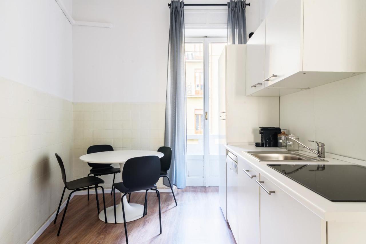 Hemeras Boutique Homes Luxury 4Bdr Close To Duomo Мілан Екстер'єр фото