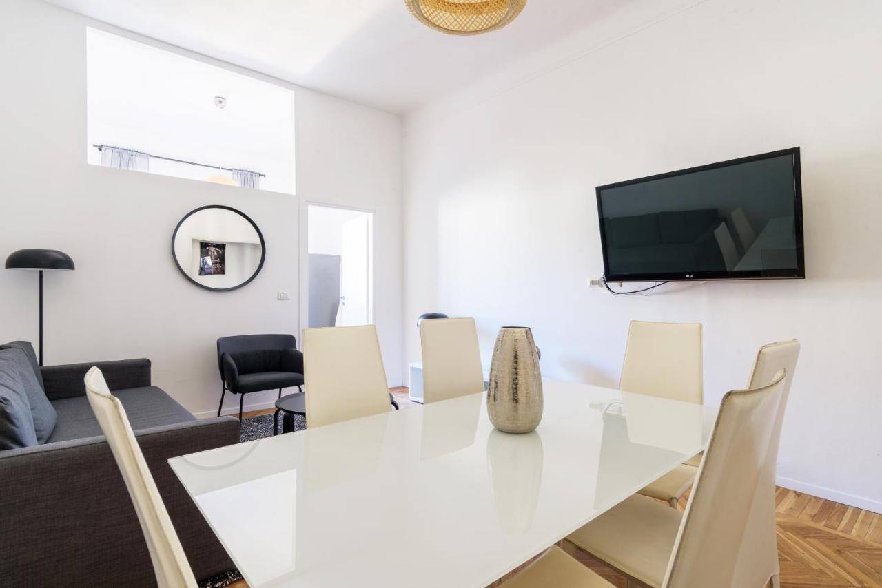 Hemeras Boutique Homes Luxury 4Bdr Close To Duomo Мілан Екстер'єр фото