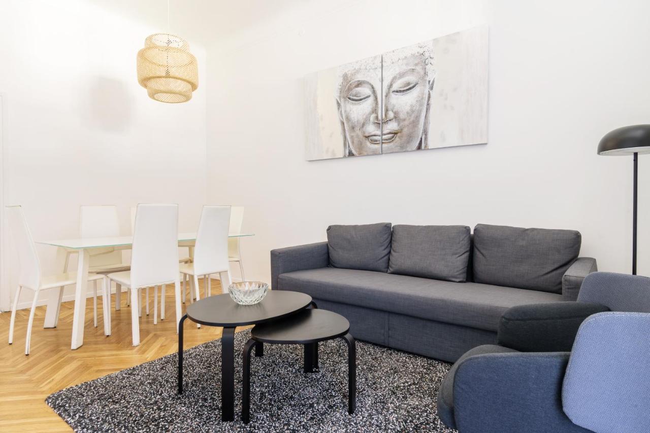 Hemeras Boutique Homes Luxury 4Bdr Close To Duomo Мілан Екстер'єр фото